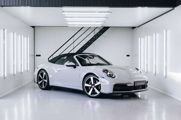 Porsche 992